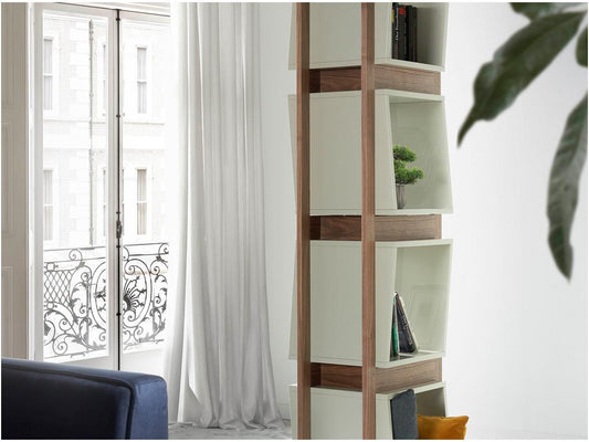 Étagère en bois de pin